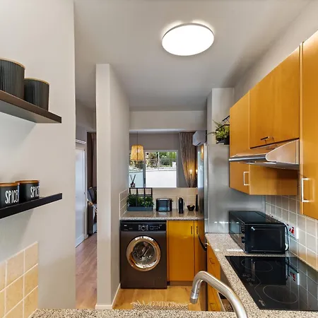 Apartment Elite By Staycom Paphos